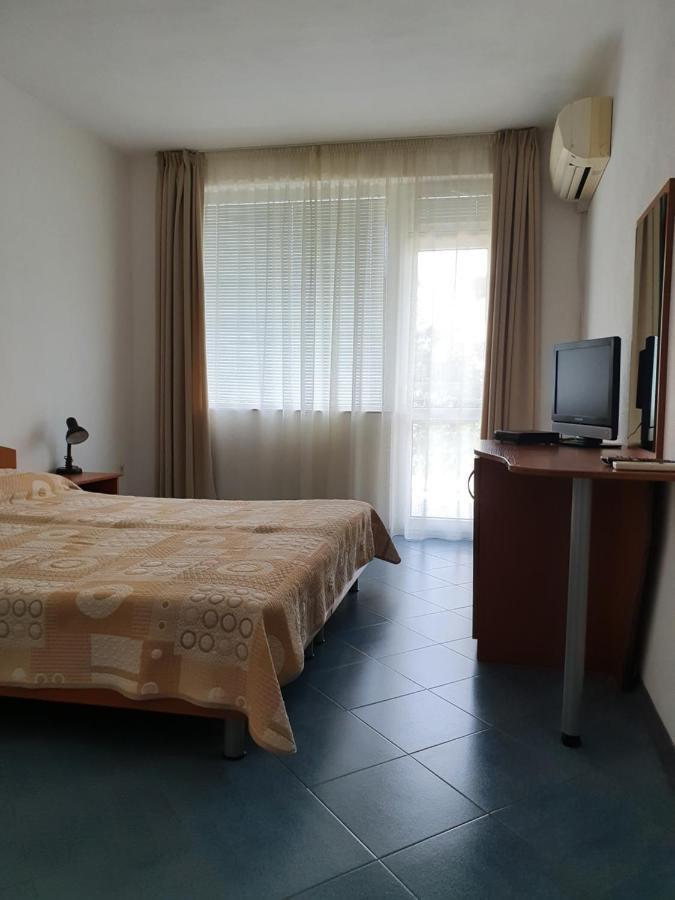 Family Hotel Maritime Achtopol Zewnętrze zdjęcie