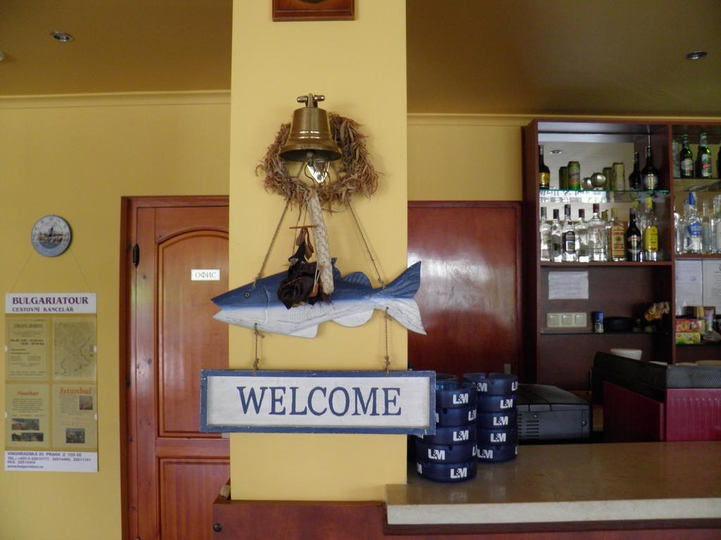 Family Hotel Maritime Achtopol Zewnętrze zdjęcie