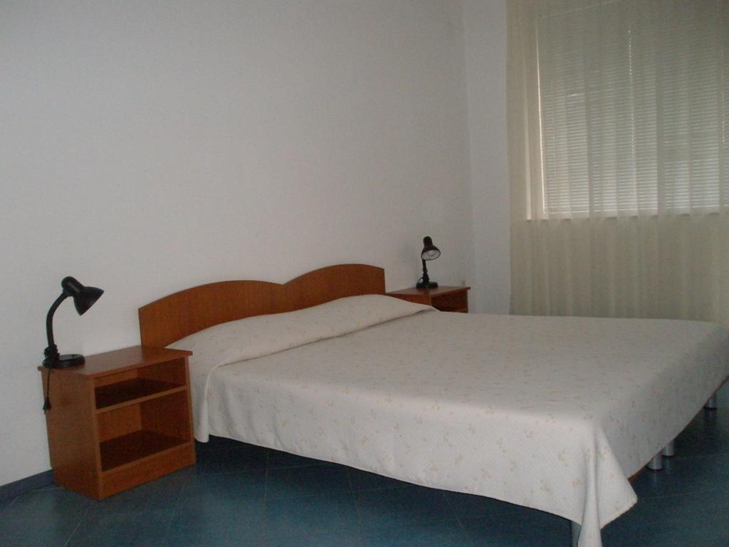 Family Hotel Maritime Achtopol Pokój zdjęcie